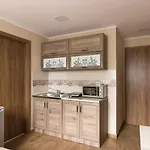 Cuha-gyoengye Apartmanhaz Apartment Zirc