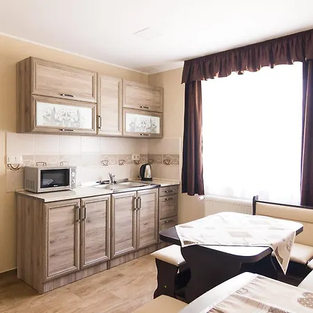 Cuha-gyoengye Apartmanhaz Zirc