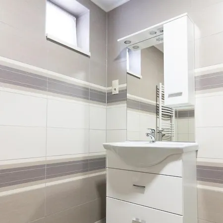 Cuha-gyöngye Apartman *