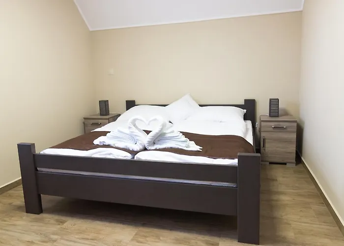 Appartement Cuha-gyoengye Apartmanhaz *