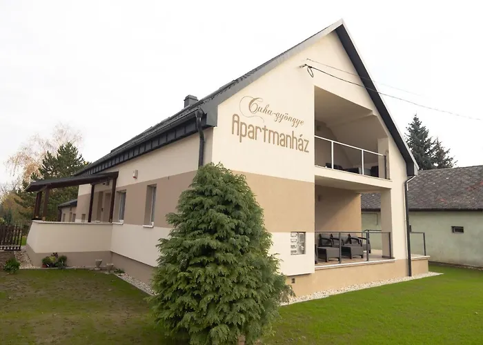 Cuha-gyoengye Apartmanhaz Zirc